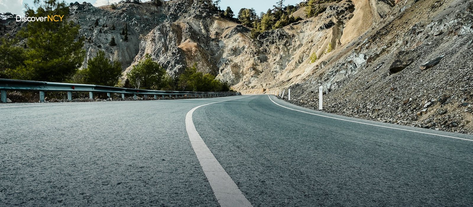 Kıbrıs'ta Sol Trafik: Türkiyeli Sürücüler İçin Alışma Rehberi